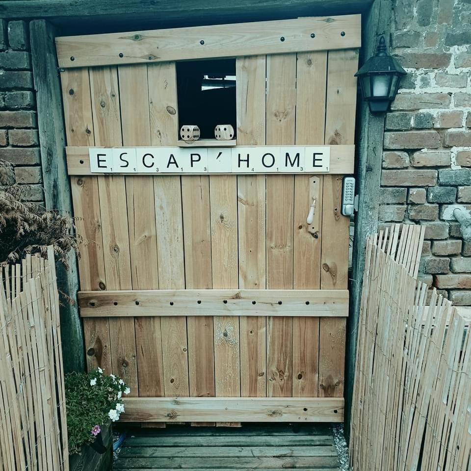 Apartment Escap'home - Insolite Avec Enquete En Autonomie - Escape Game Locked